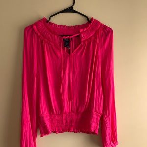 NEW womens Rachel Roy blouse in bright pink. Size medium